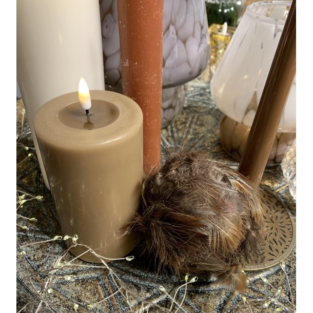 Ophng kugle med fjer Brun