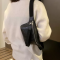 Skrtaske / Bumbag med kroko look Brun